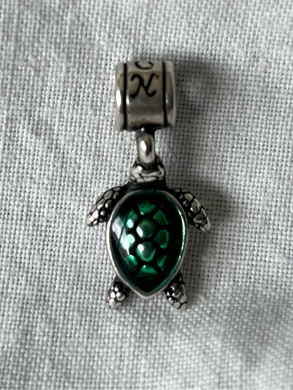Nomades “Camp Lejeune” Turtle Charm .925 sterling silver
